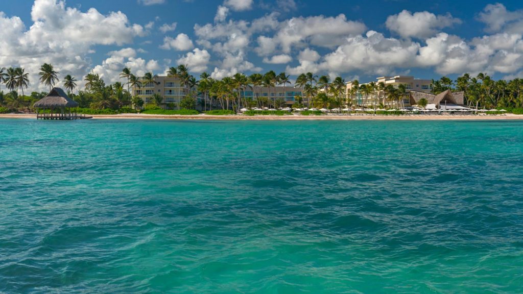 A view of the ocean from the water.